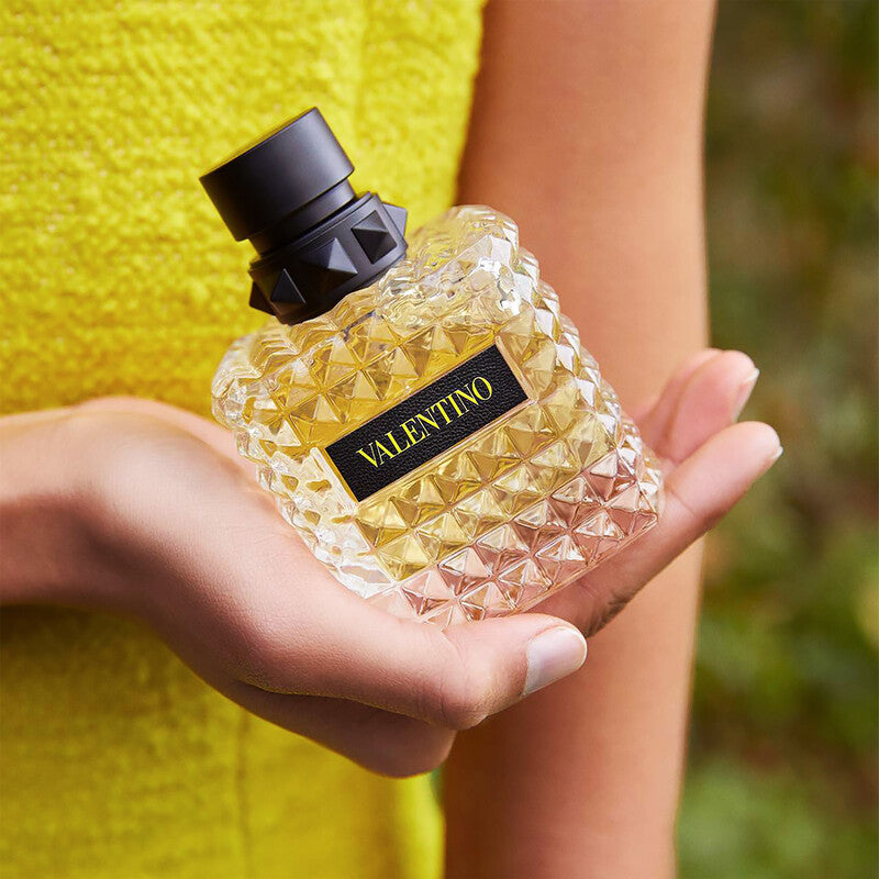Valentino Donna Born in Roma Yellow 3.4 oz